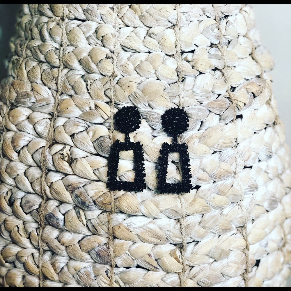 Square earrings!โ๐ฝ๐๐๐ - Picture 2 of 3